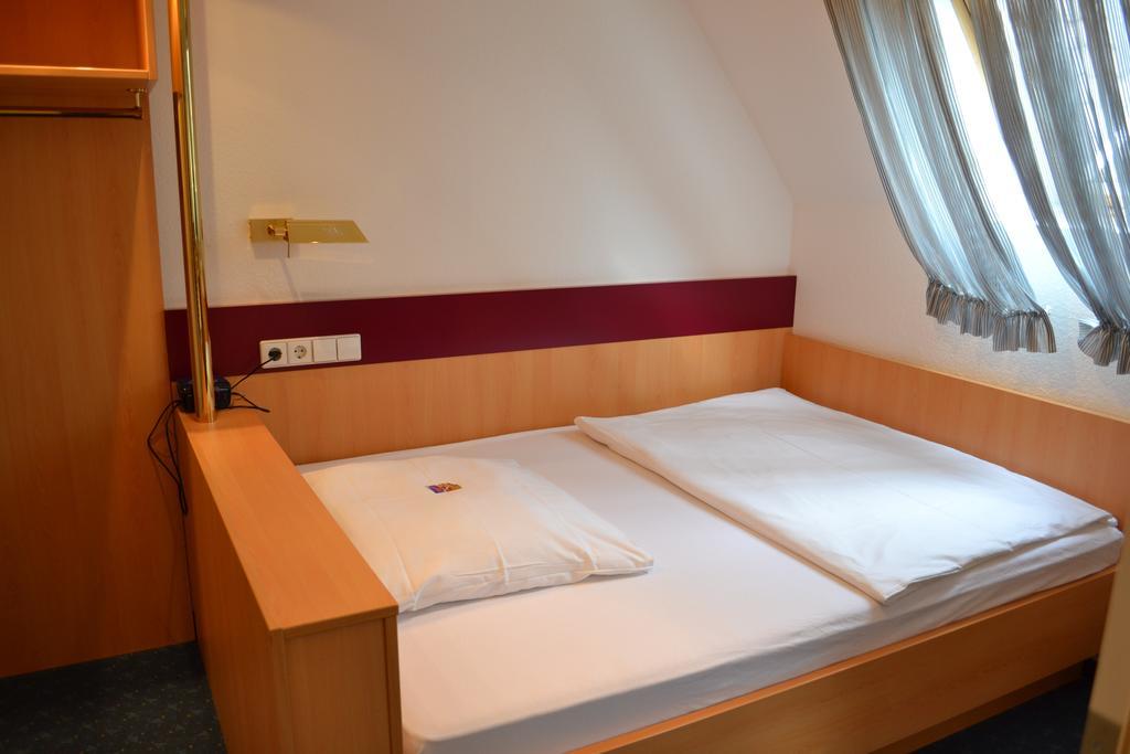 Hotel Hospiz Тюбинген Номер фото