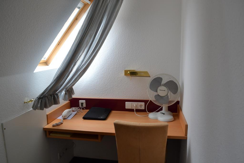 Hotel Hospiz Тюбинген Номер фото